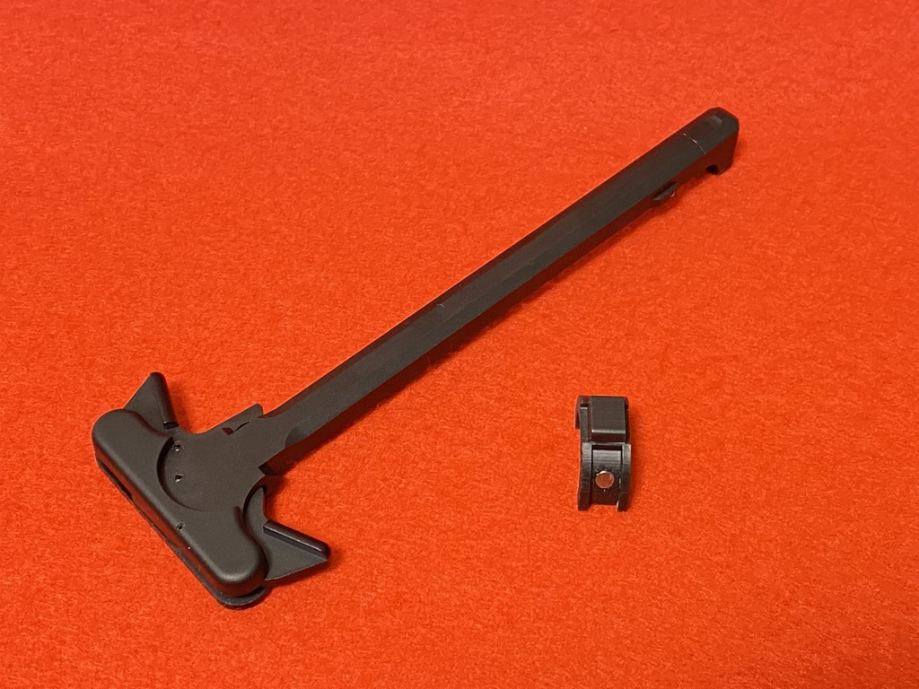 【新入荷】PTW用 Remintonタイプ 可動式チャージングハンドル