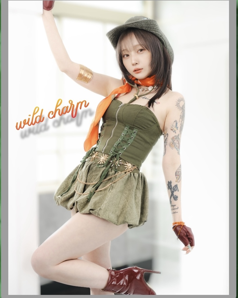 写真集【wild charm】
