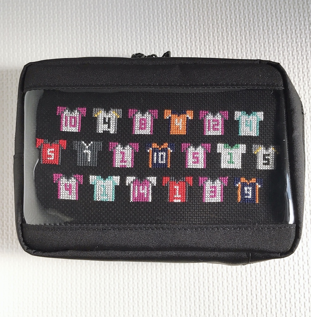 ハイキュー！！　刺繍ユニフォームポーチ　MIX