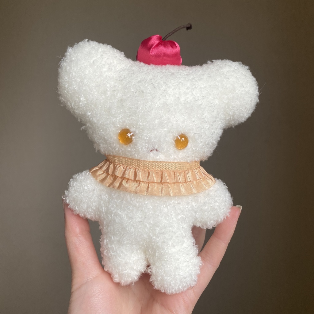 題名「ひみつのデザート」アプリコット