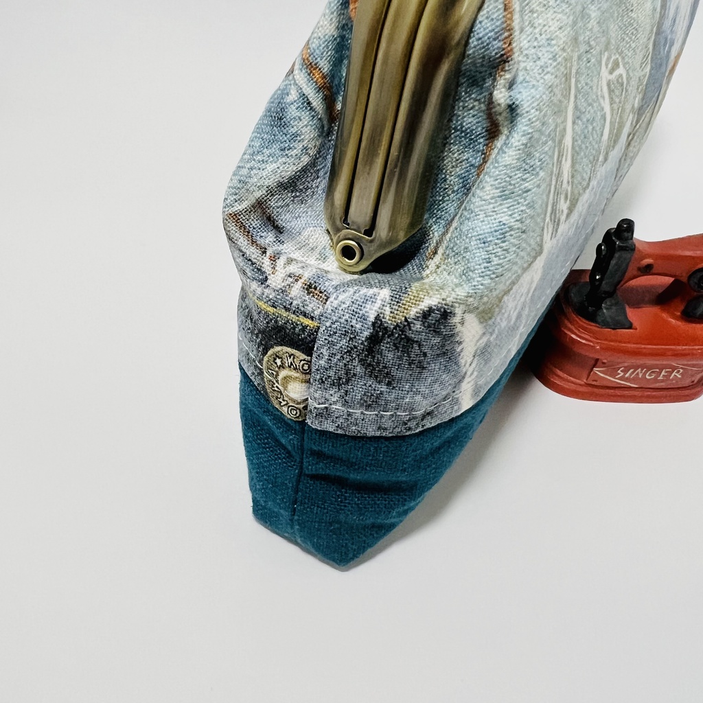 【送料無料】持ち手付き二口がま口ポーチ デニム