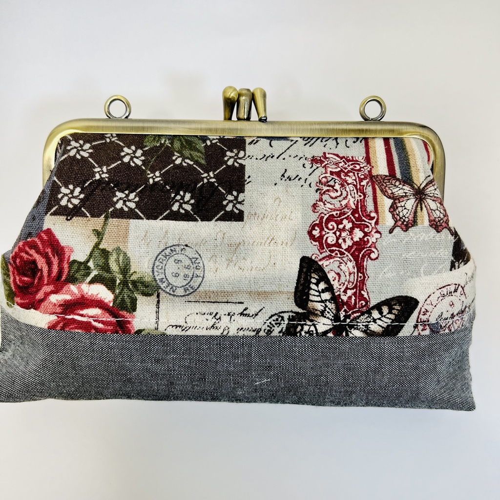 【送料無料】持ち手付き二口がま口ポーチ ローズ