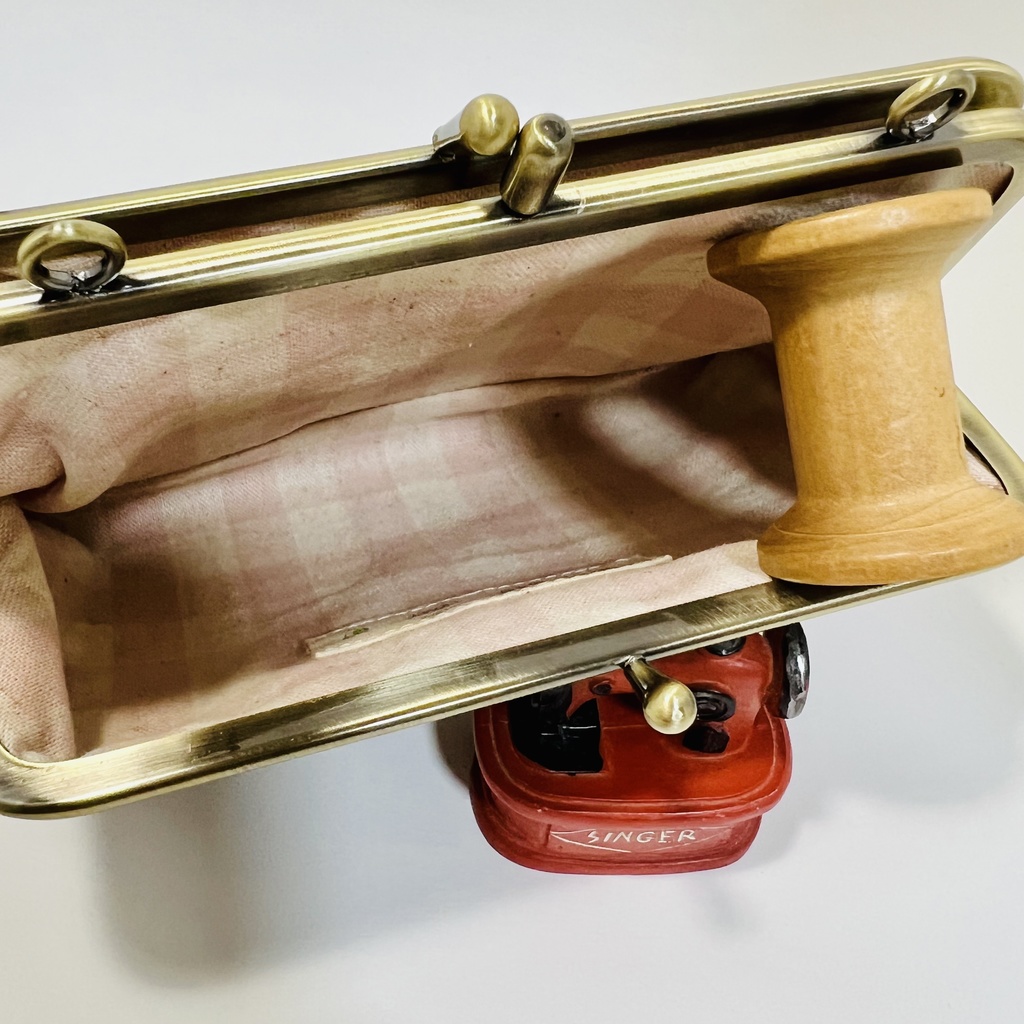 【送料無料】持ち手付き二口がま口ポーチ ローズ