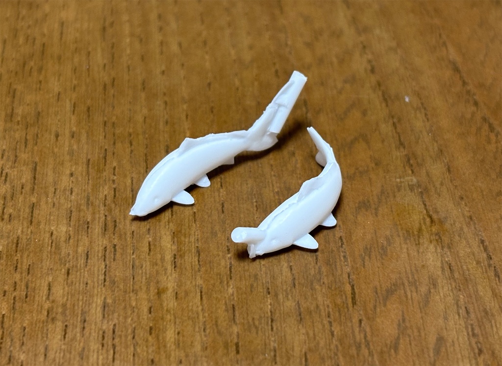 錦鯉(2匹セット) ガレージキット