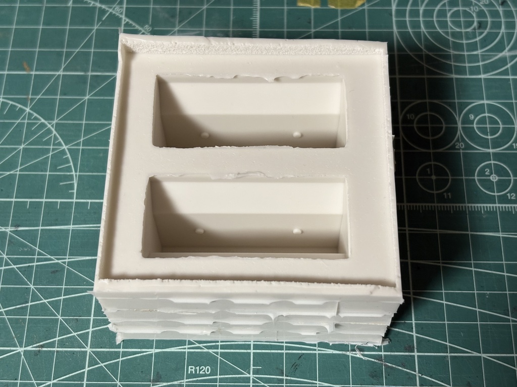 コンクリートバリア(バリケード)複製用シリコン型