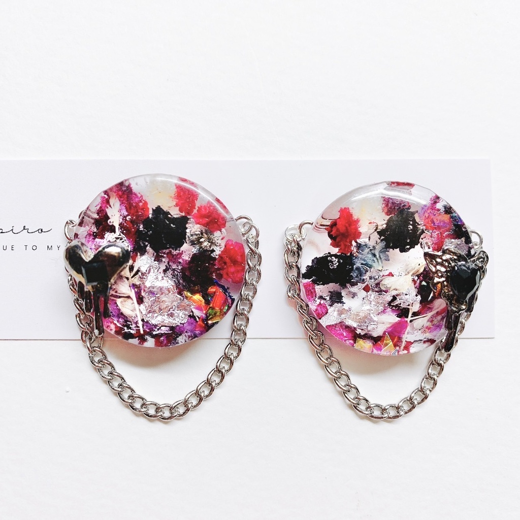 赤黒と鎖の耳飾り 推し活 ピアスorイヤリング