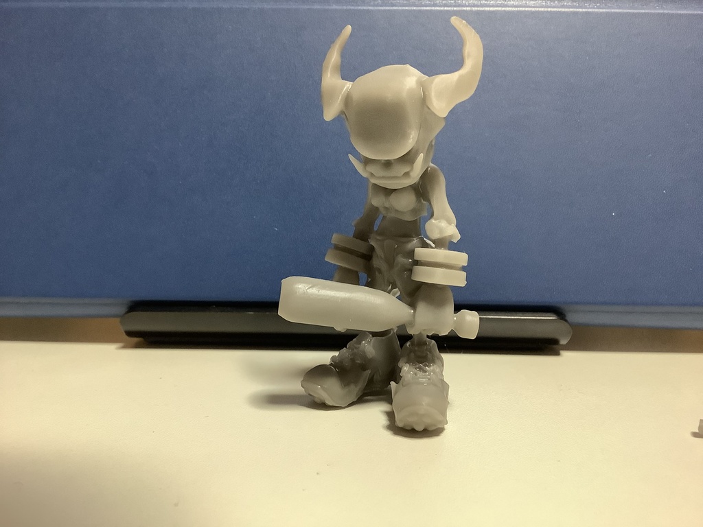 クレナイアートトイ 第一弾オニガール