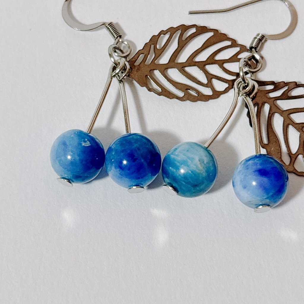 【725】イメージカラーのさくらんぼモチーフピアス③