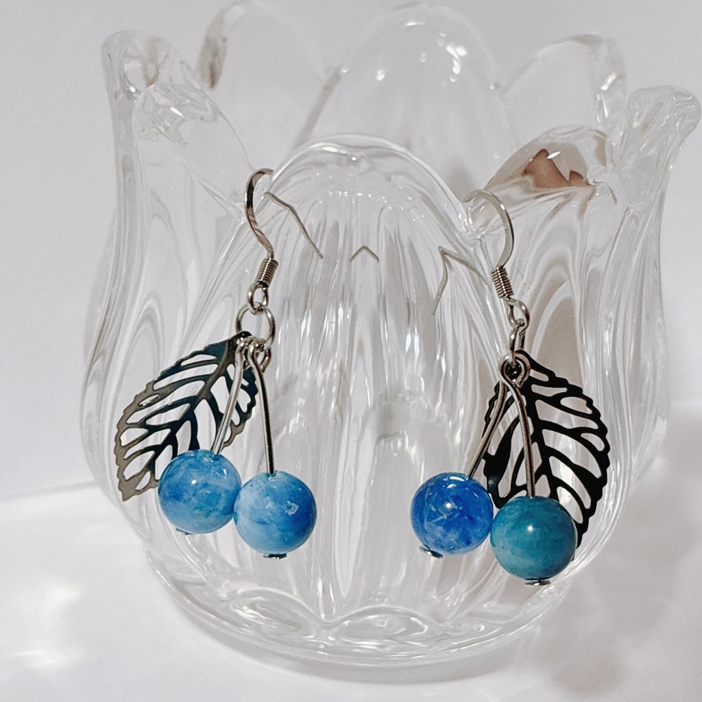 【725】イメージカラーのさくらんぼモチーフピアス③