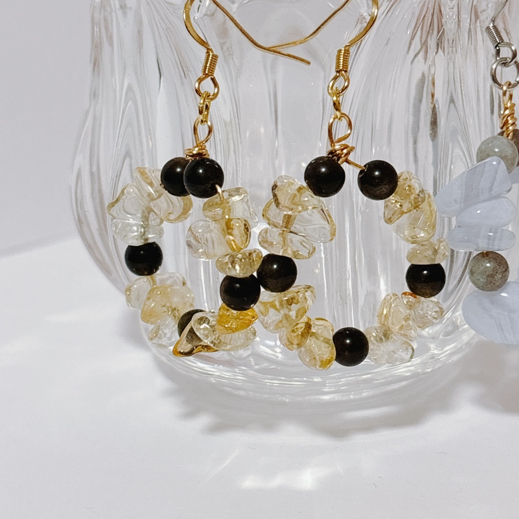 【725】イメージカラーのリースピアス①