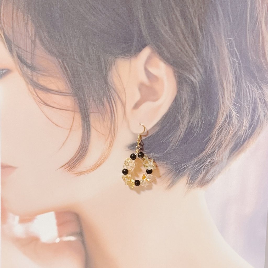 【725】イメージカラーのリースピアス①