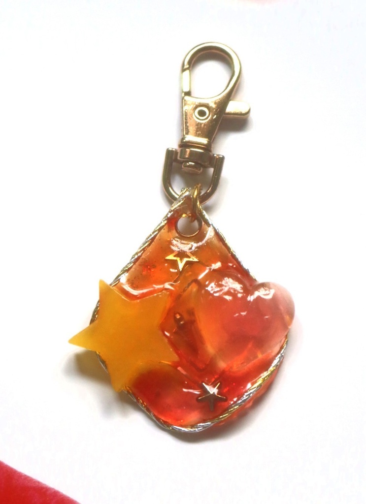 ワイヤー枠のキーホルダー