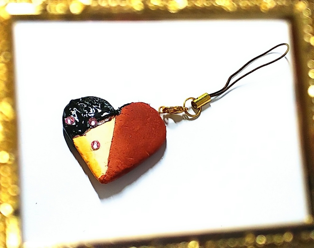 ハートのツートンクッキーのストラップ