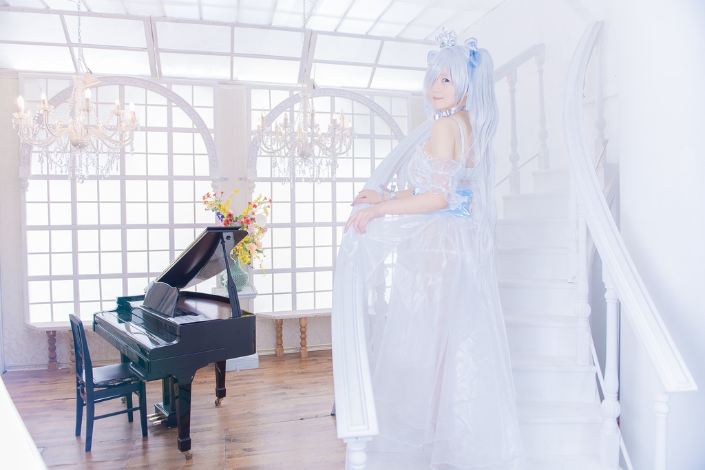 The Glass Path(NIKKE/シンデレラコスプレ写真集)