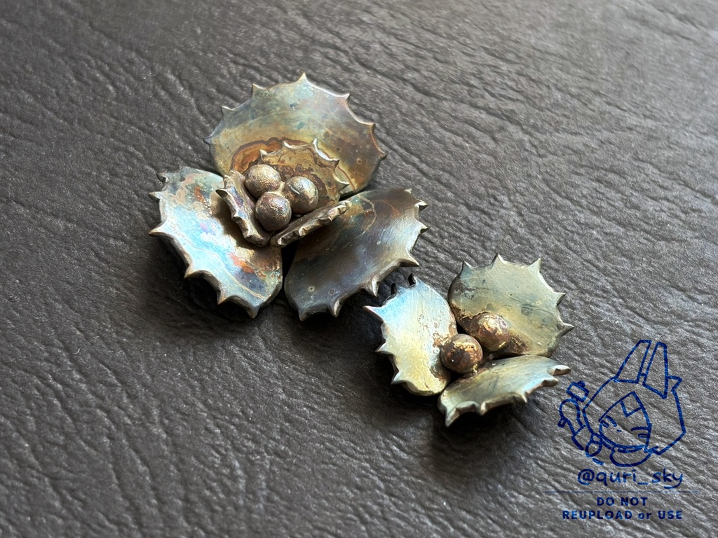 蝕む闇のオブジェ