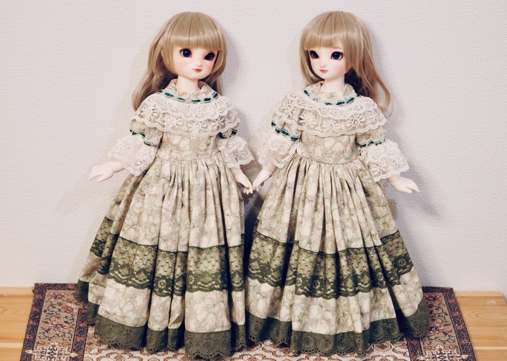 Green lace dress - DearSD size -