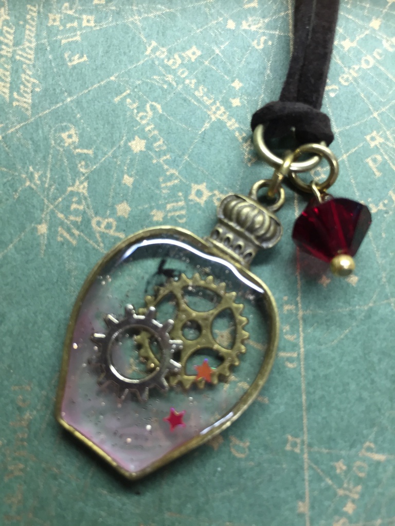 ティーズ香水瓶(ロングネックレス)