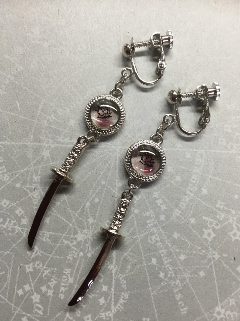 神田レジンイヤリング