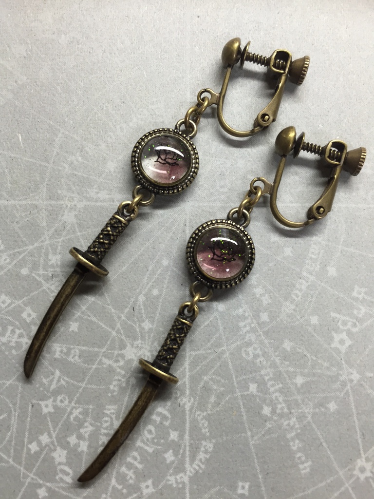 神田レジンイヤリング