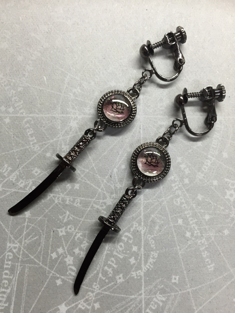 神田レジンイヤリング