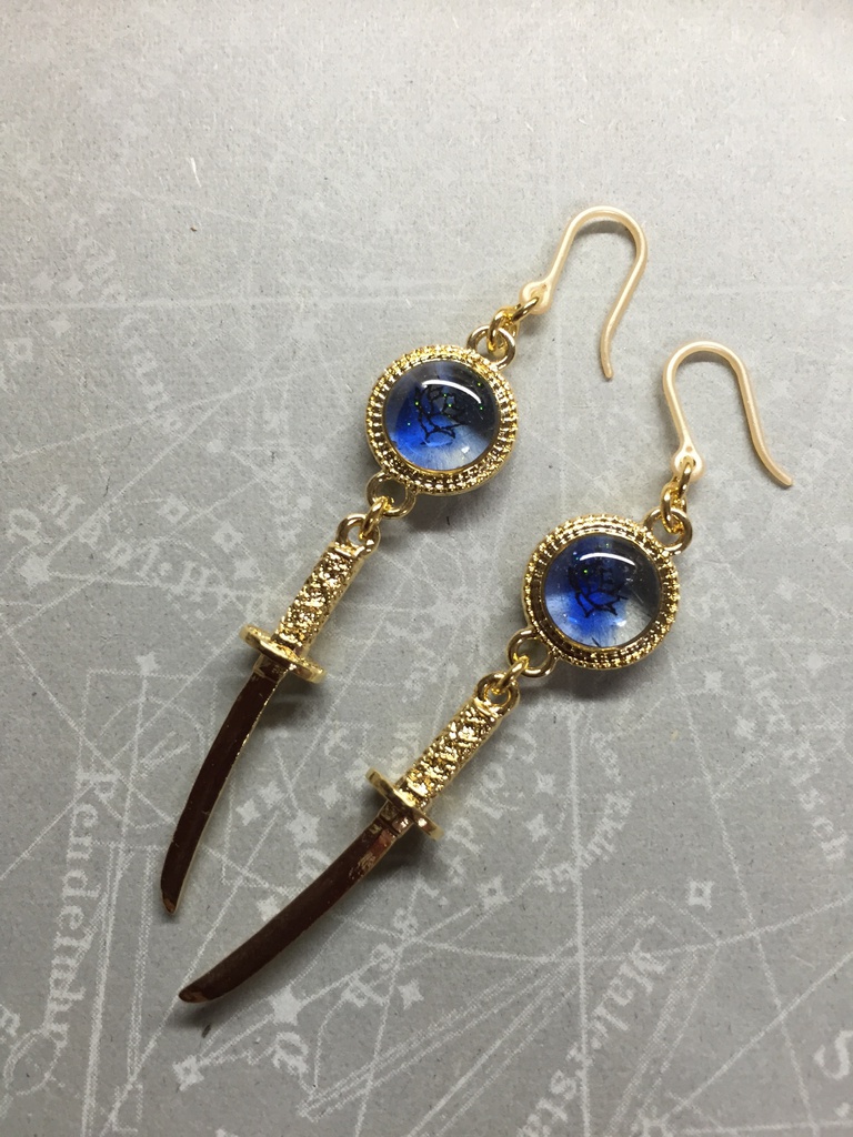 神田レジンピアス