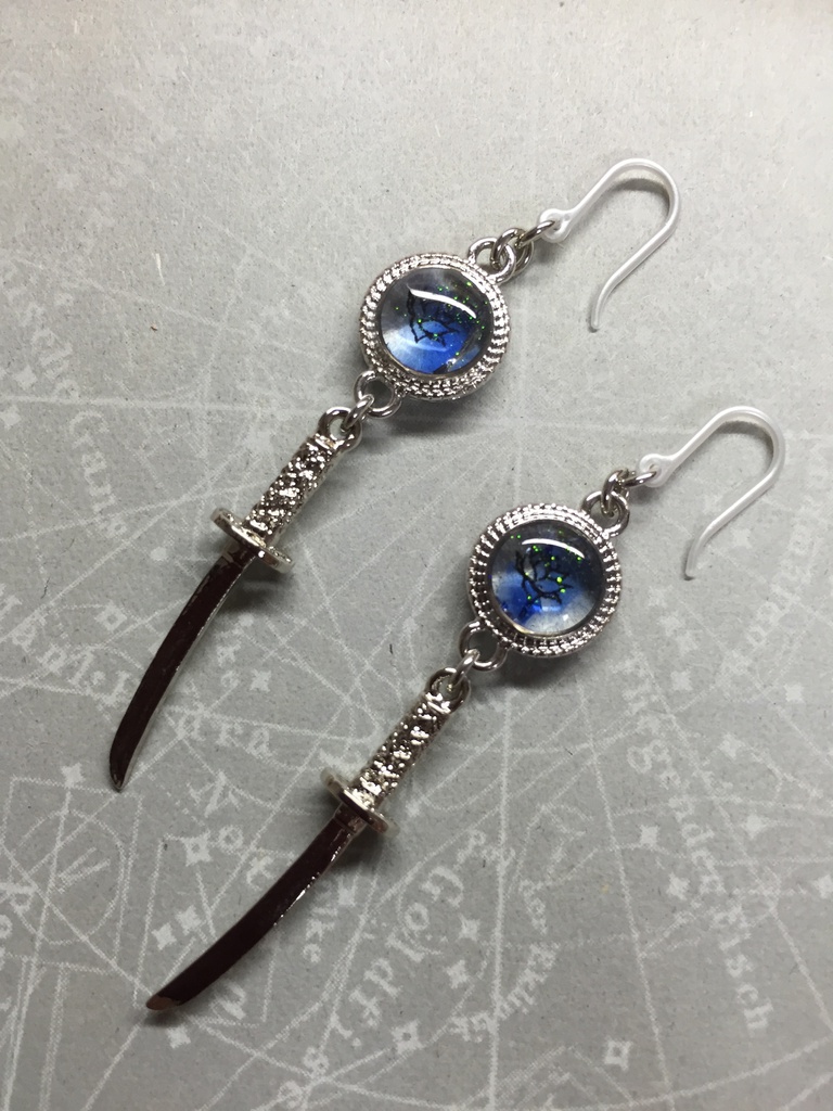 神田レジンピアス