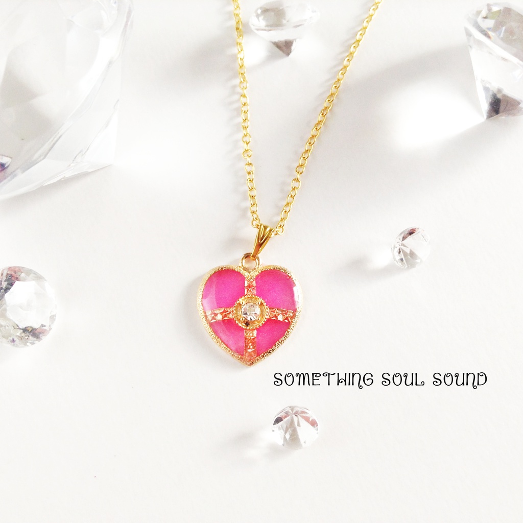 コズミックハートネックレス