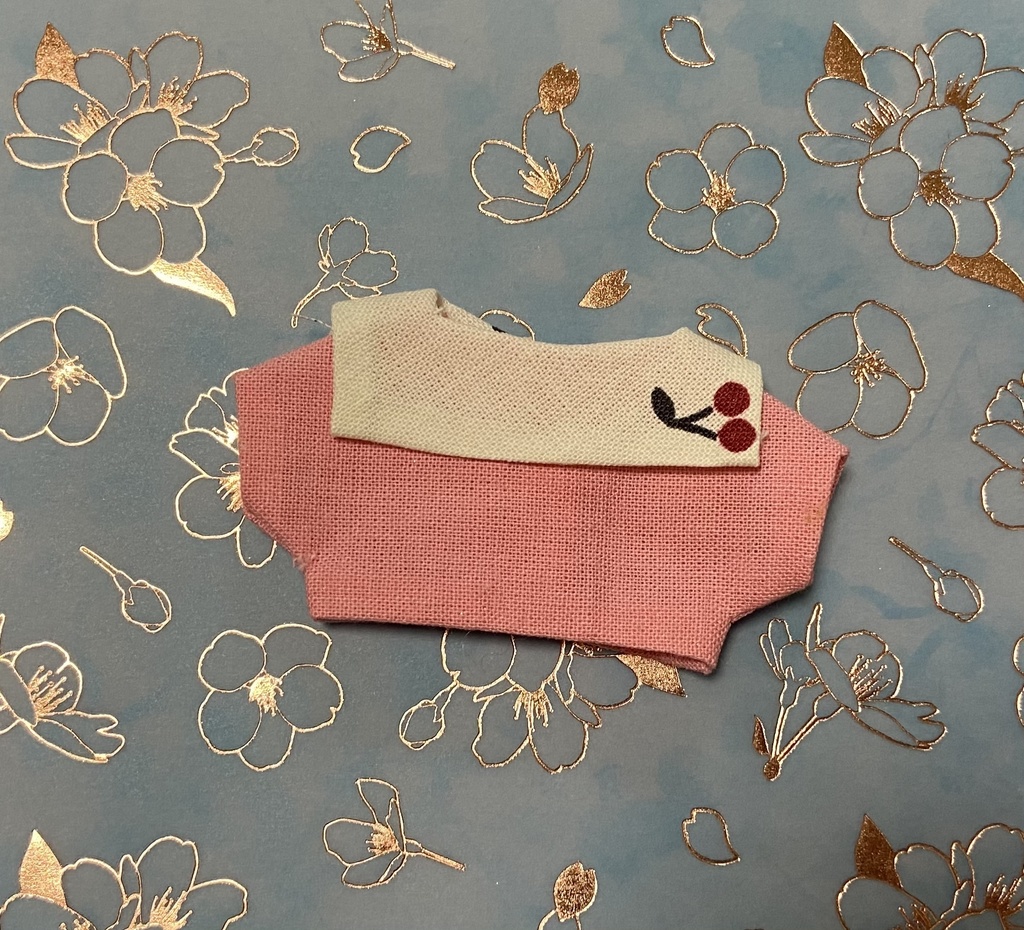 スクエアカラーシャツ🌸𝙲𝚑𝚎𝚛𝚛𝚢 𝚋𝚕𝚘𝚜𝚜𝚘𝚖