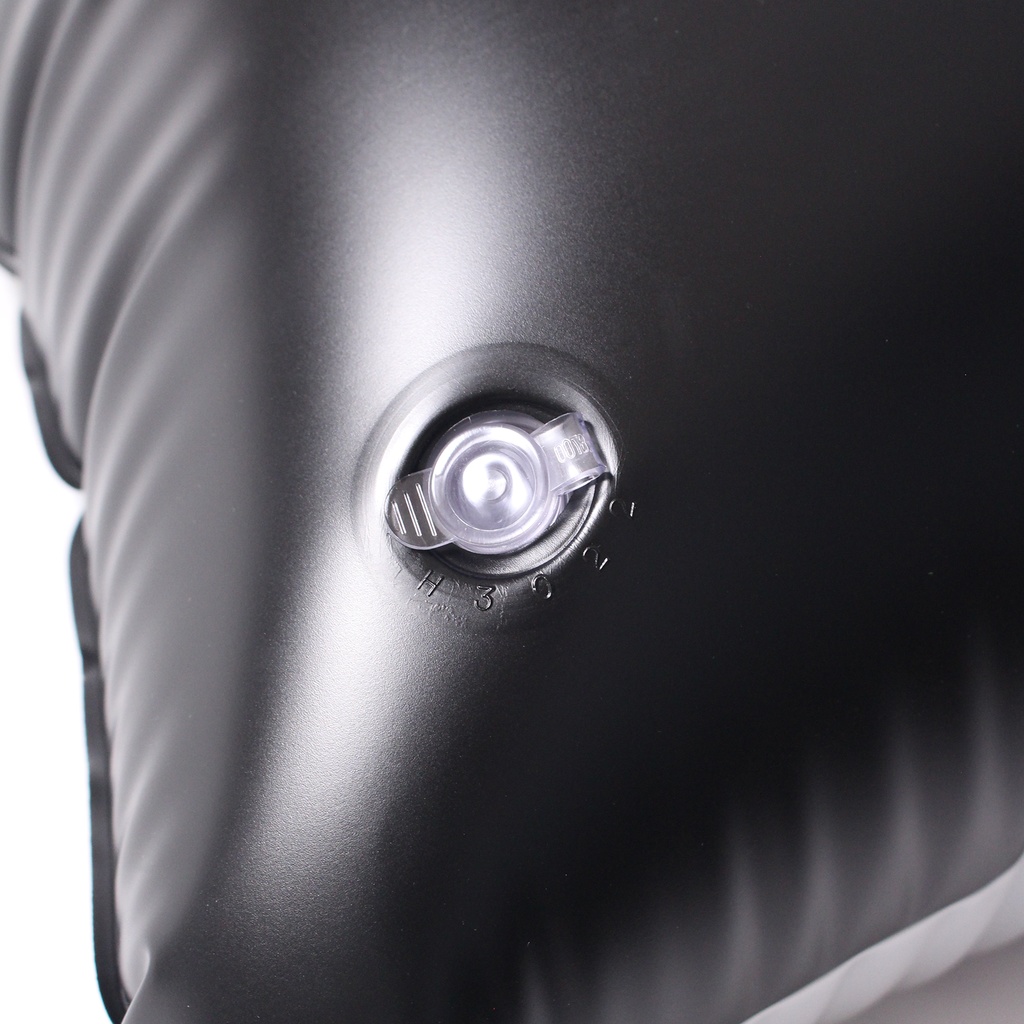 【クロ】エア抱き枕