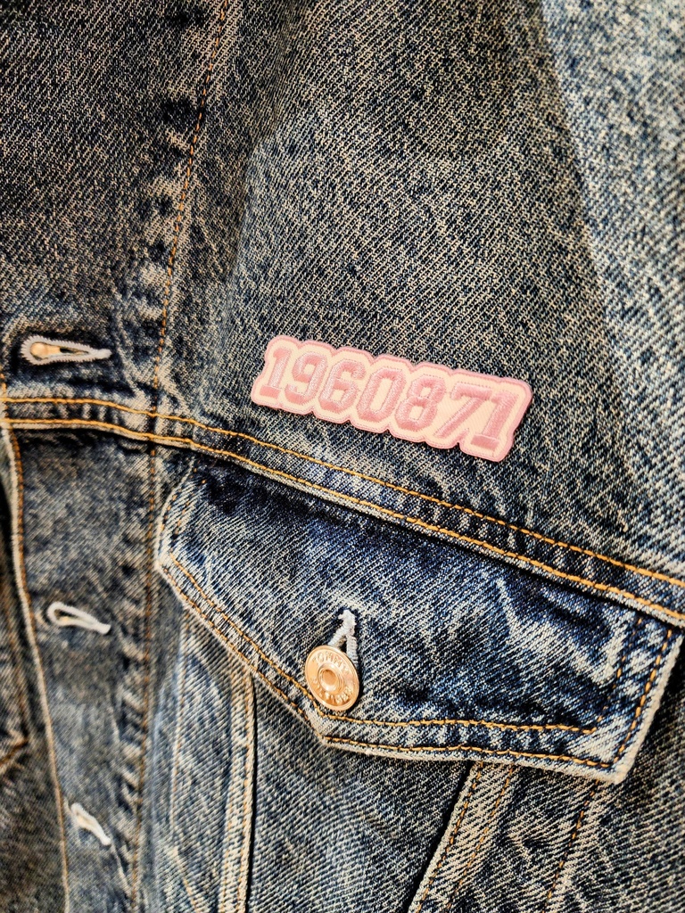 1960871刺繍ワッペン