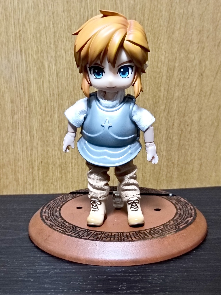 【オビツ11・ねんどろいど用】背景付き木製ドール台座（中華風）