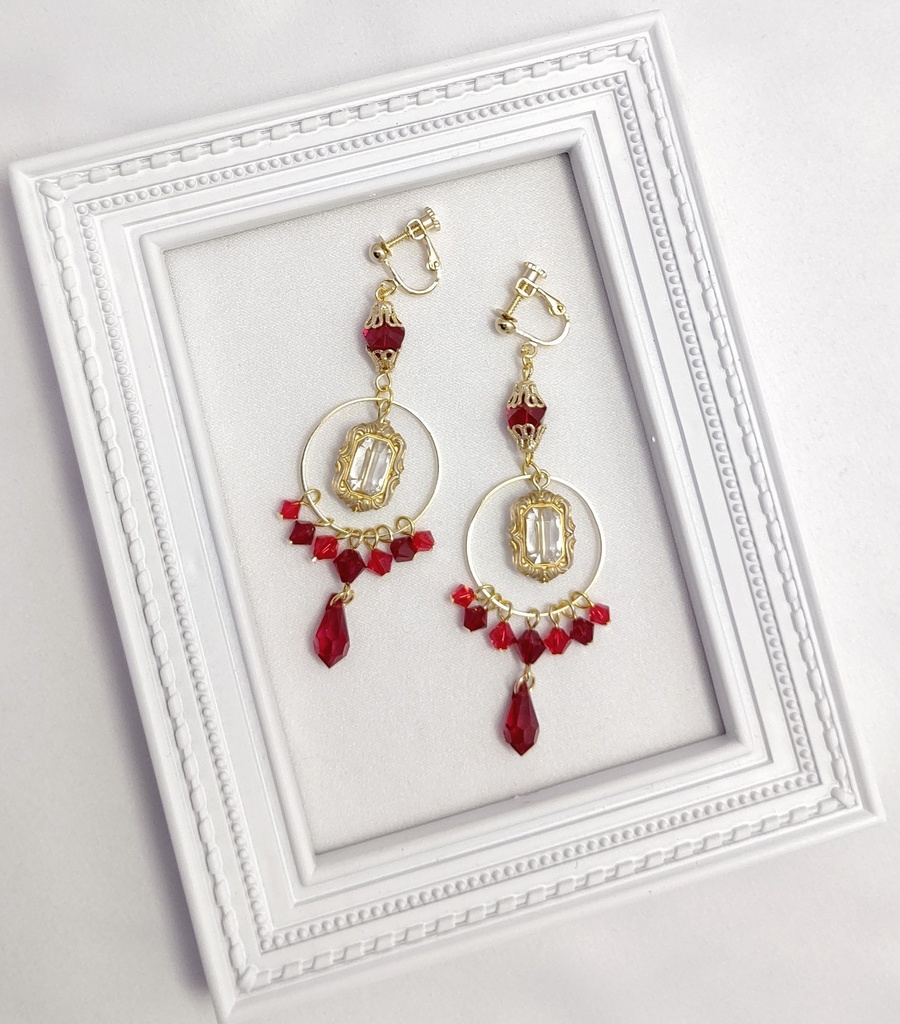 血の女王イメージイヤリング