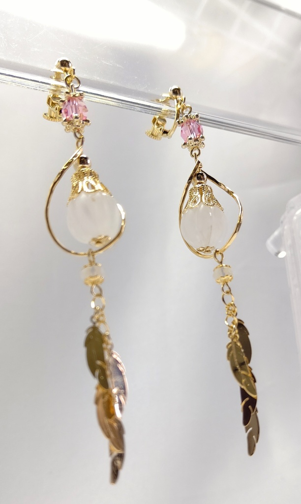 空軍 正位置の審判 イメージイヤリング 狐蝶サーカス Booth