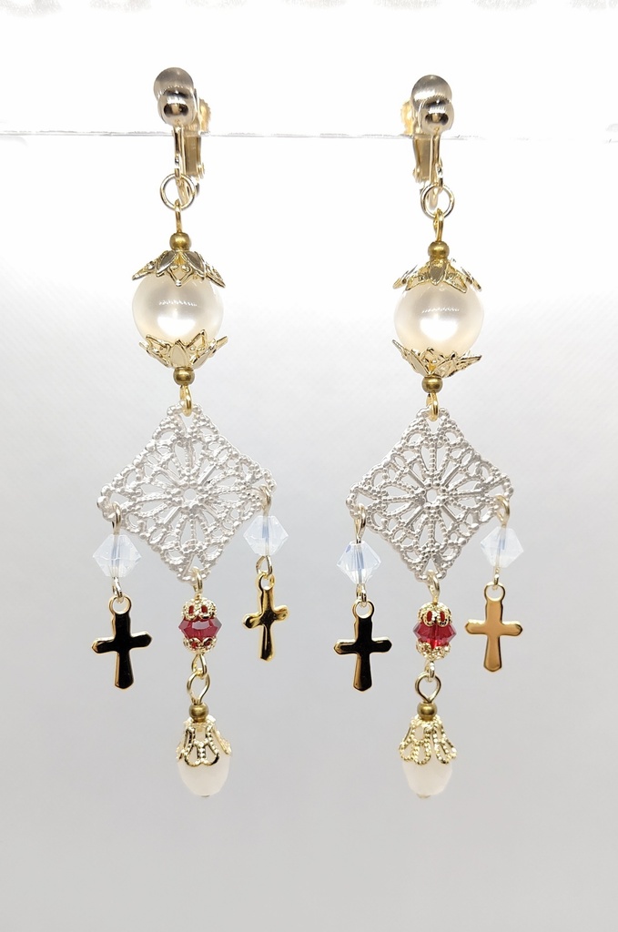 写真家【安寧】イメージイヤリング