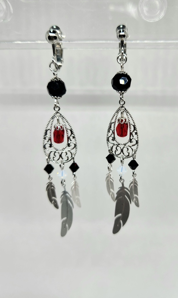 リッパー[クロー]イメージイヤリング