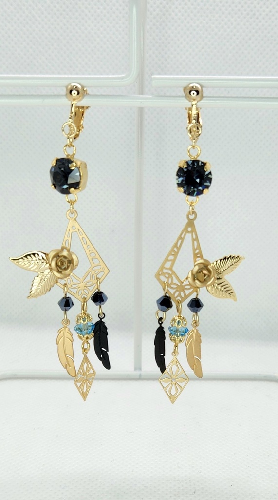 庭師:怪鳥イメージイヤリング