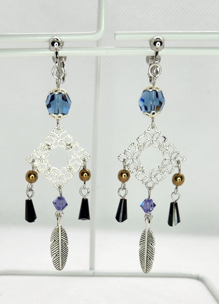 占い師:歴戦の猟師イメージイヤリング