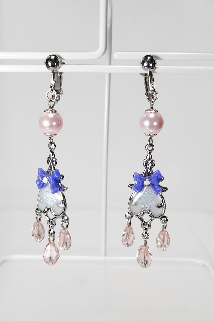 心眼·目覚ましたくない女の子イメージイヤリング