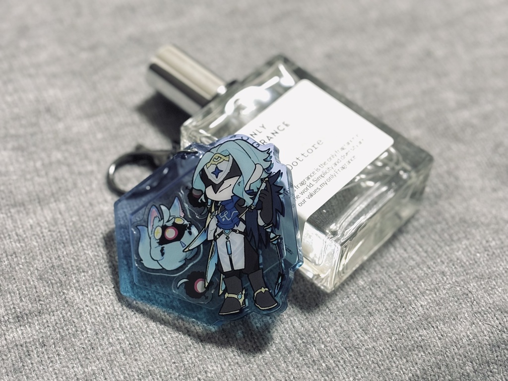 しゃかしゃかアクリルキーホルダー（ドットーレ）