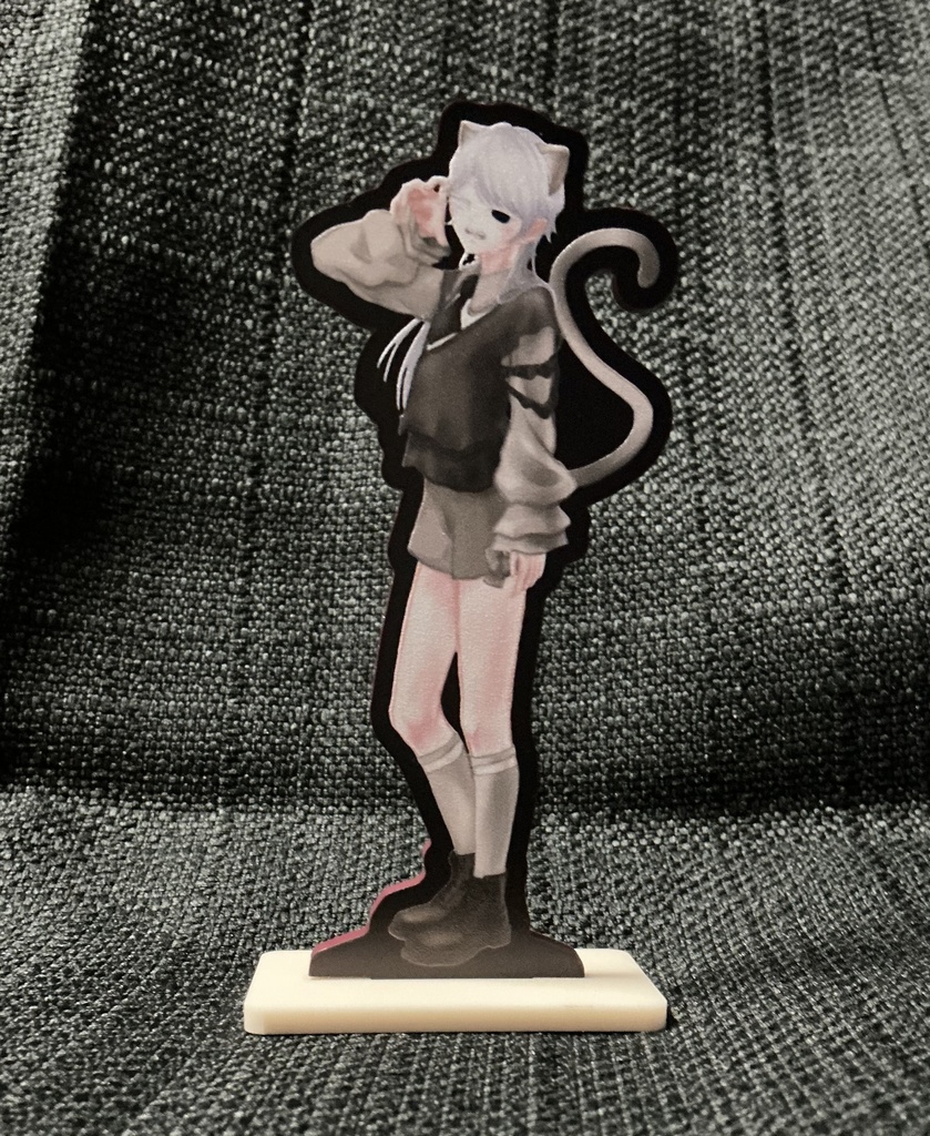 しっぽが『❤︎』になるアクスタ