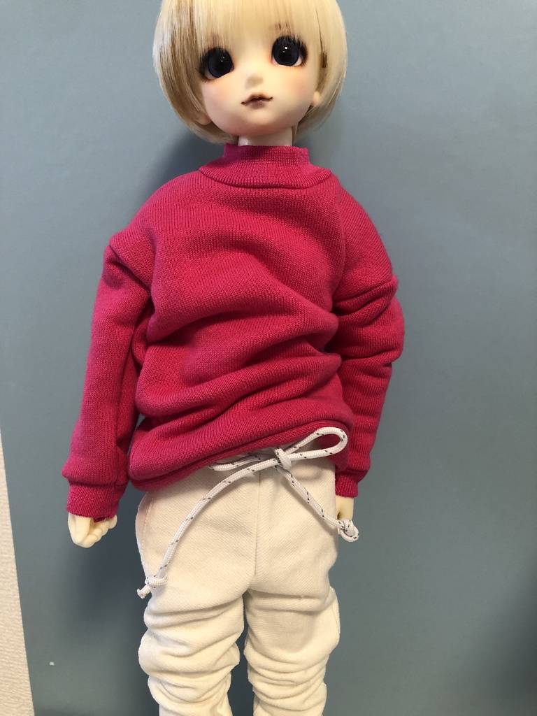 SDM、トレーナーandデニムパンツ
