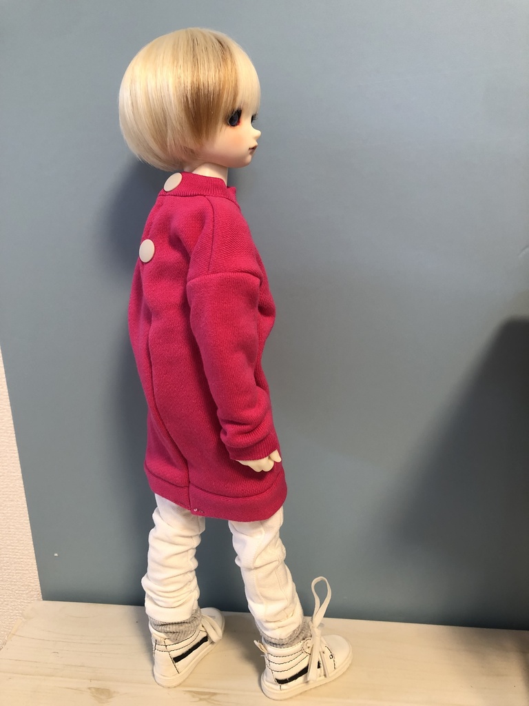 SDM、トレーナーandデニムパンツ