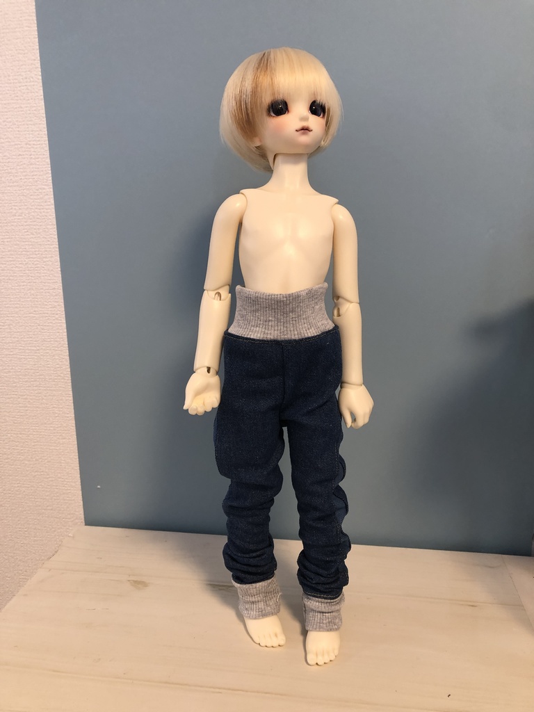 ラビットトレーナーandデニムパンツ