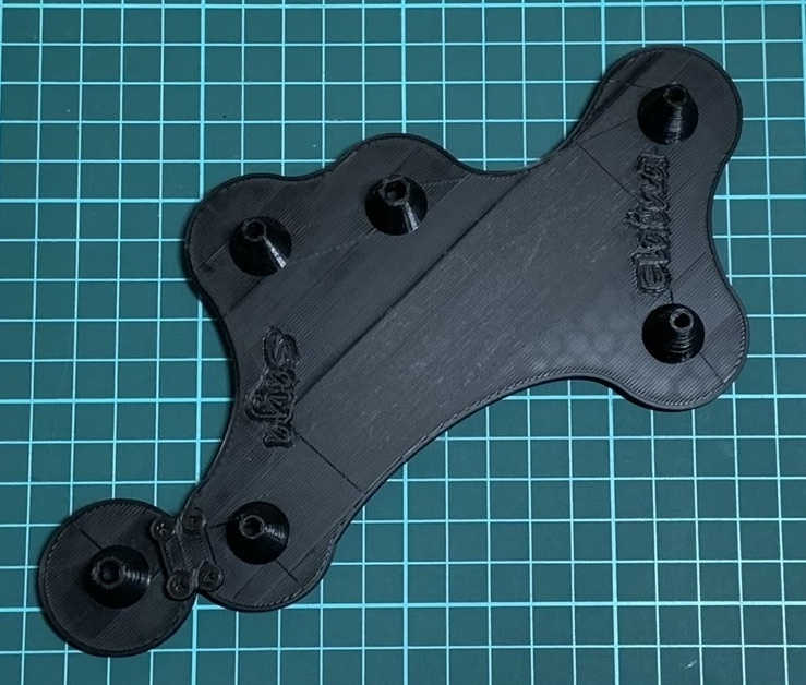 【非公式】魔女の旅々 1/7スケールフィギュア(イレイナ、サヤ) 連結展示用オリジナルスタンド