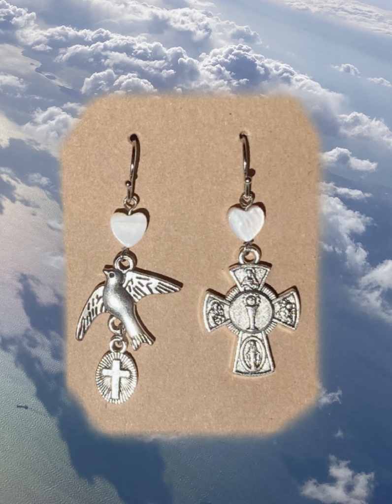 Amulet pierce 02