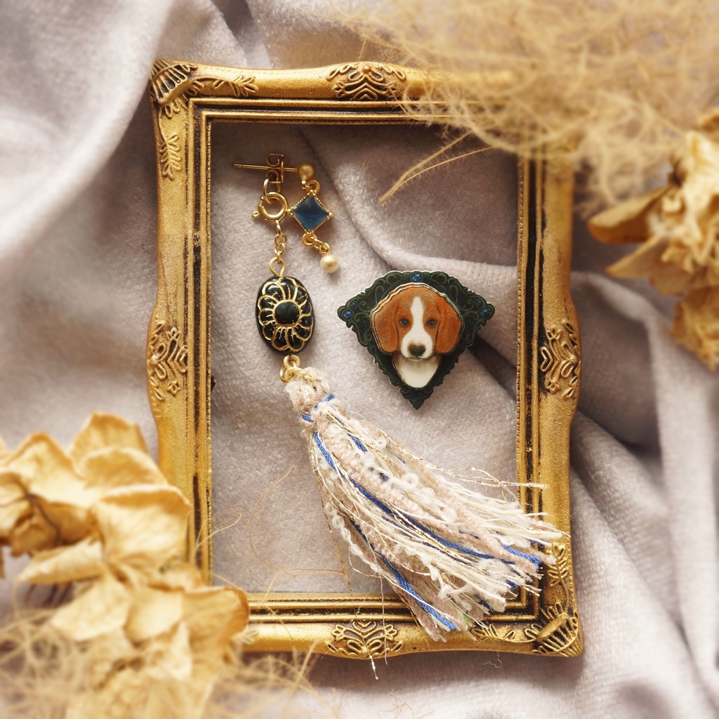 【1点限り】dog × sapphire 《9月》ハンドメイドピアス