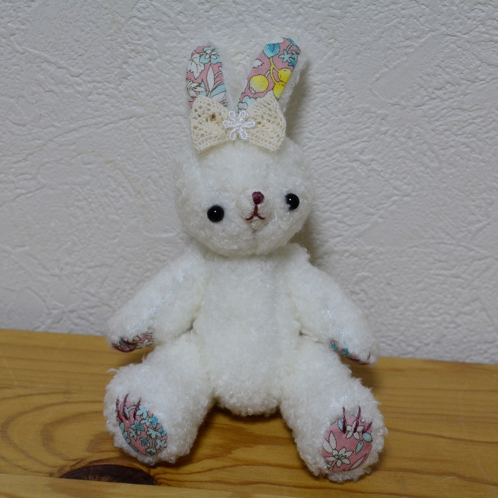 うさぎ(くったり・ピンクブーケ)