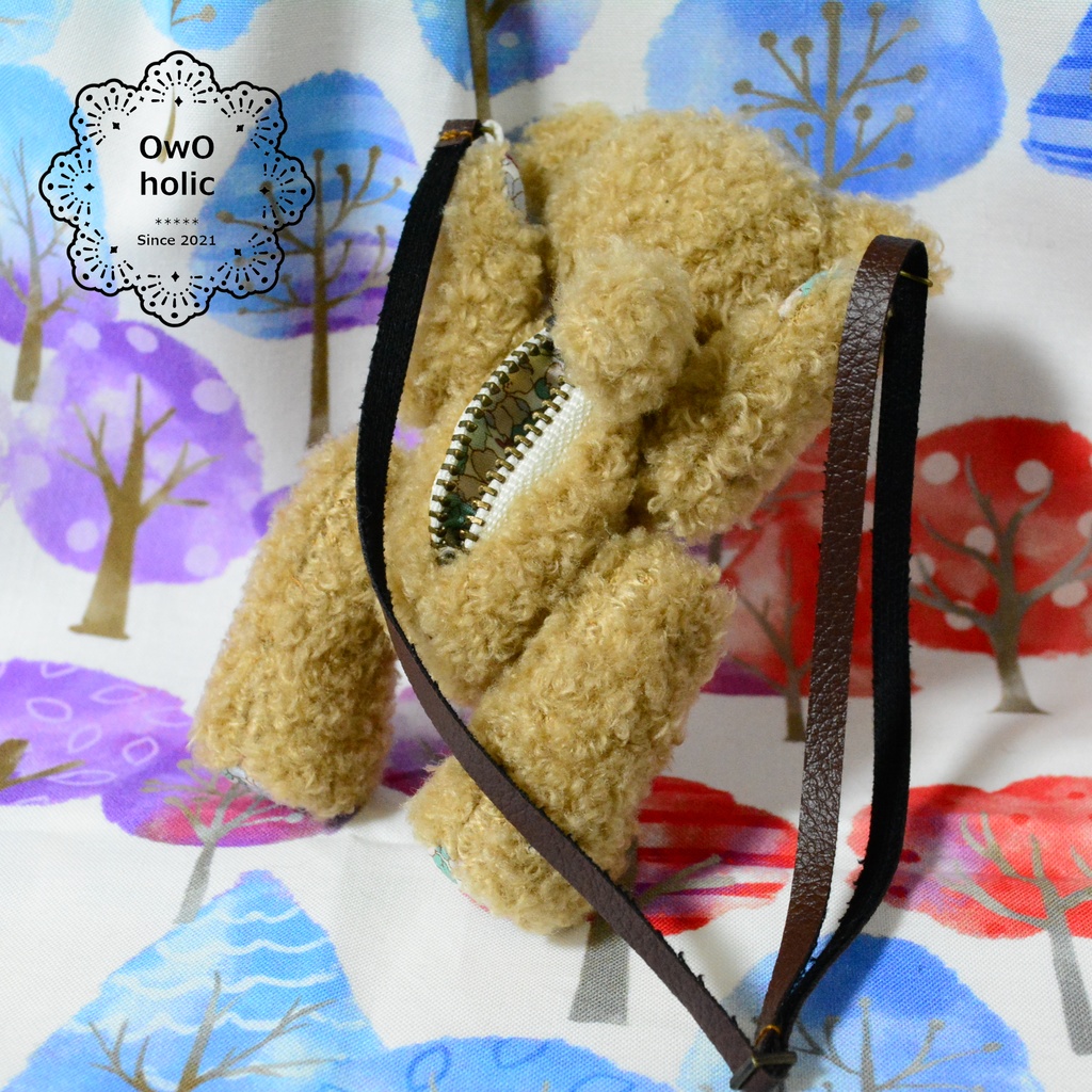 くま(ポシェット・野イチゴ)