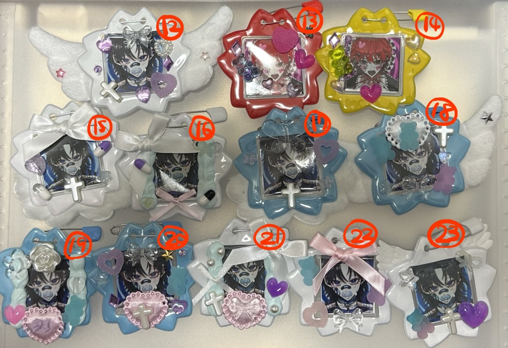 桜型デコバッチ