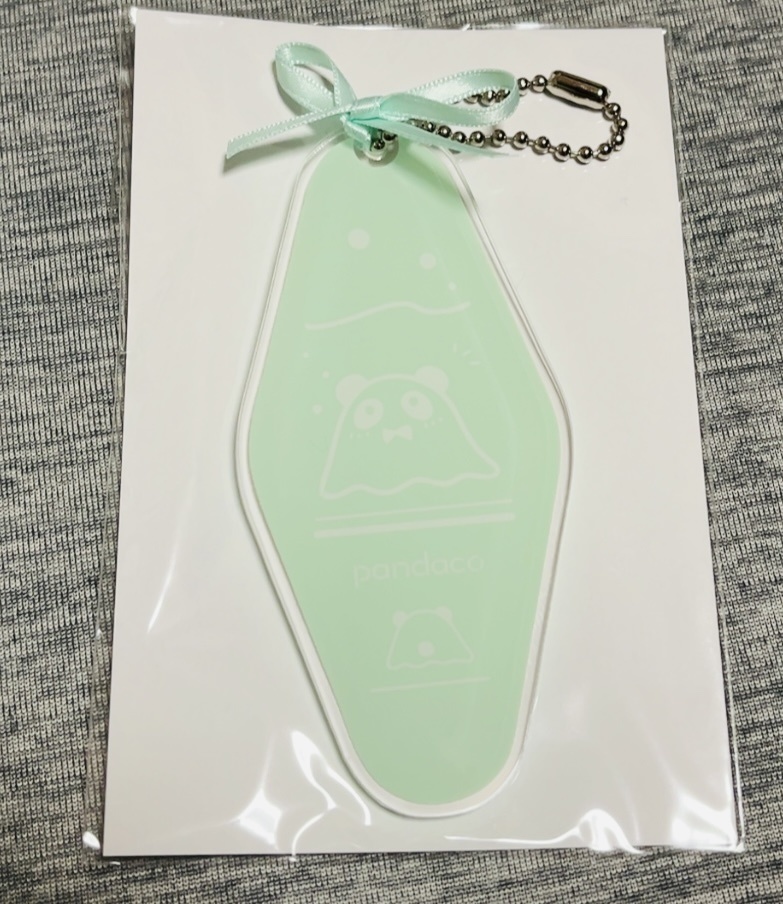 アニマル×メンダコシリーズ『pandaco』モーテルキーホルダー(パステルグリーン)